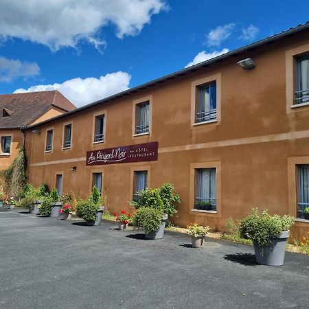 Отель Au Perigord Noir Hautefort Экстерьер фото